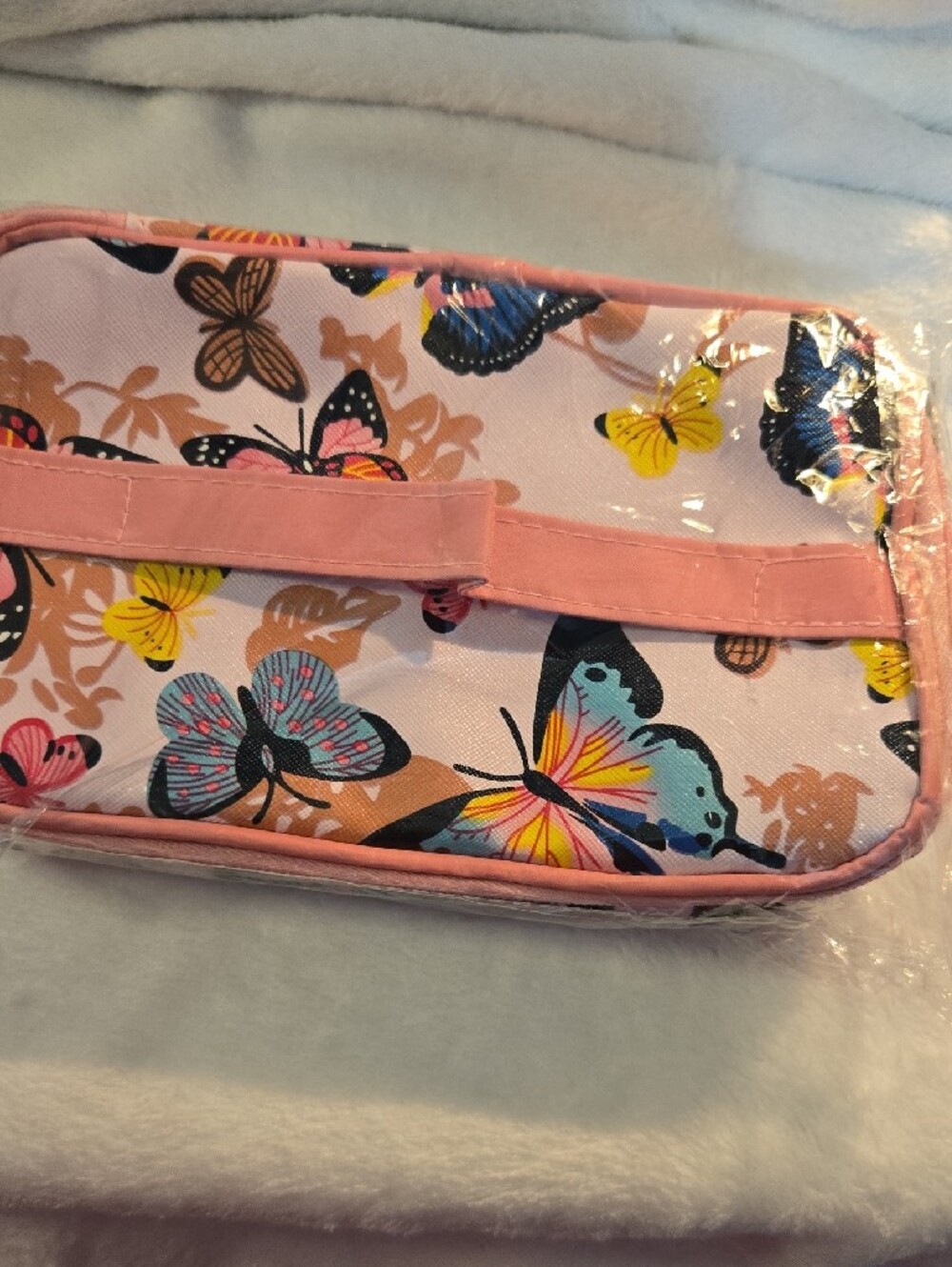 Women's Large Cosmetic Travel Case - Picture 5 of 5